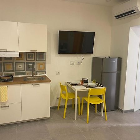 Ferienwohnung Amuni O 123 Palermo Exterior foto